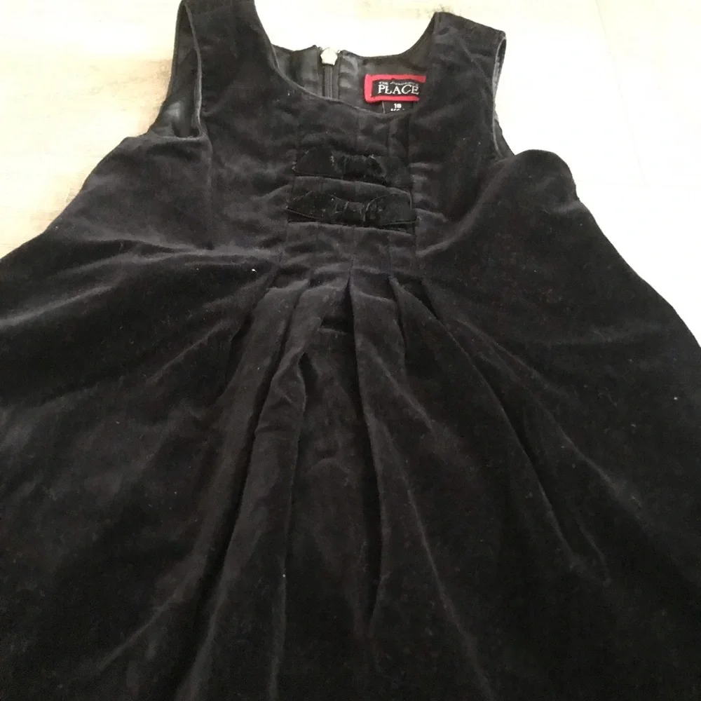 6/$25 Vintage Velvet Dress | Tulle | Formal Sleeveless Layered Holiday Party